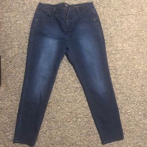 “Total control” Jeans 👖